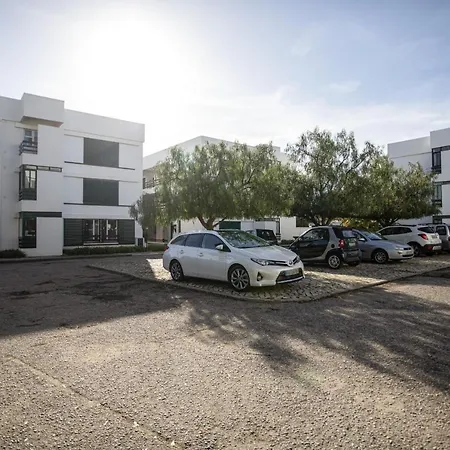 Апартаменты Hopstays - Vilamoura Aldeia Do Mar Картейра